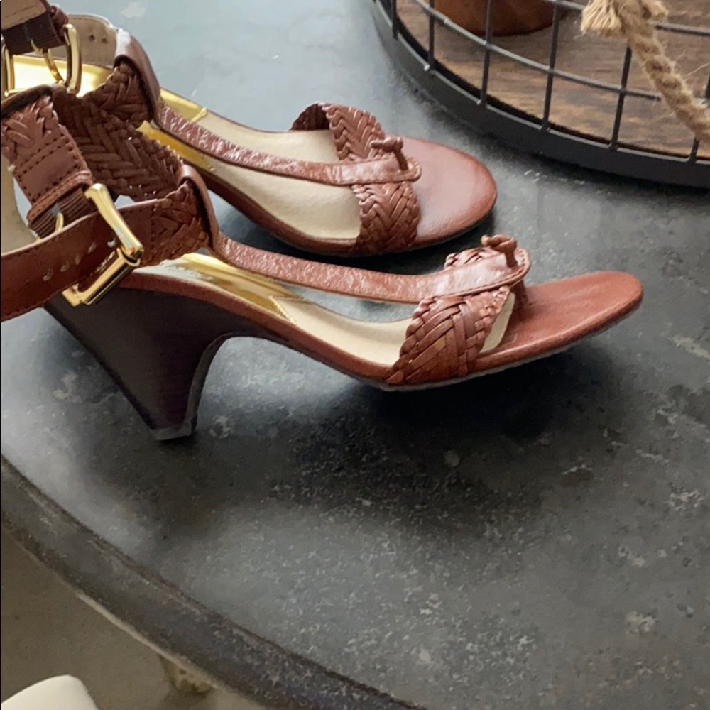 Shoes - Picture 3 of 3